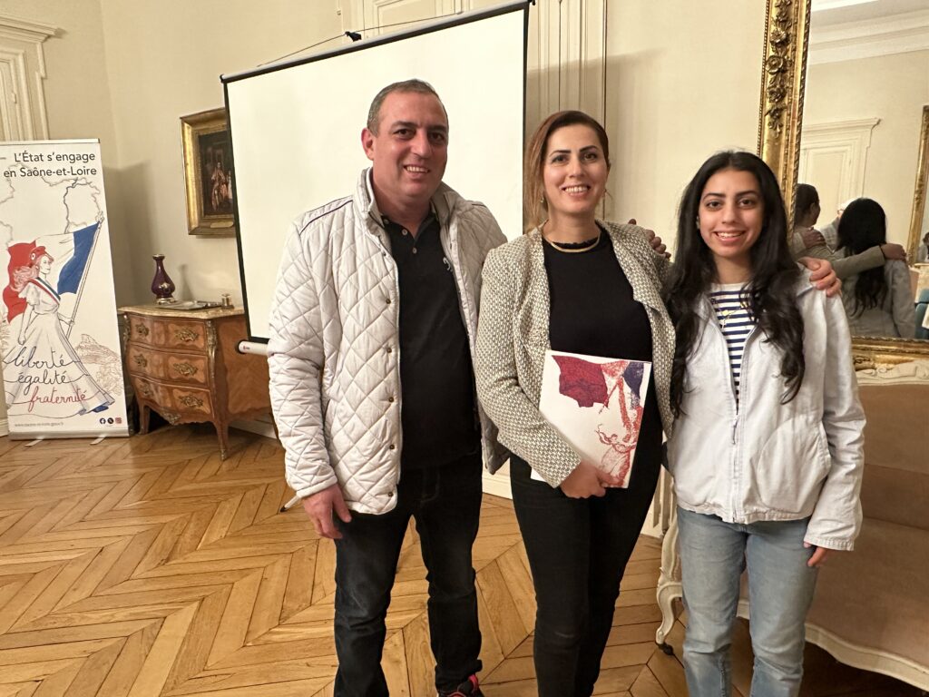 Cérémonie de naturalisation : 13 nouveaux citoyens français