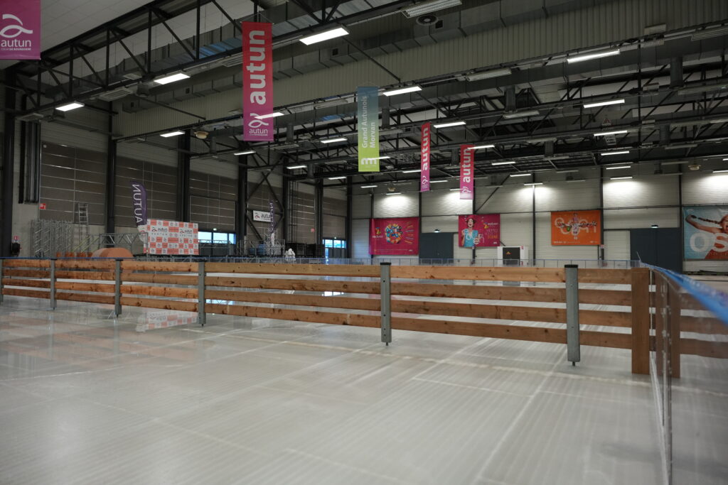 Patinoire éphémère à l'Eduen d'Autun
