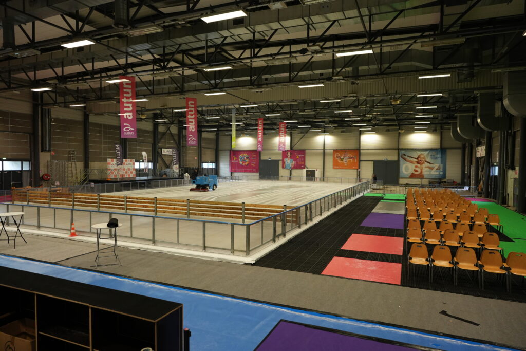 Patinoire éphémère à l'Eduen d'Autun