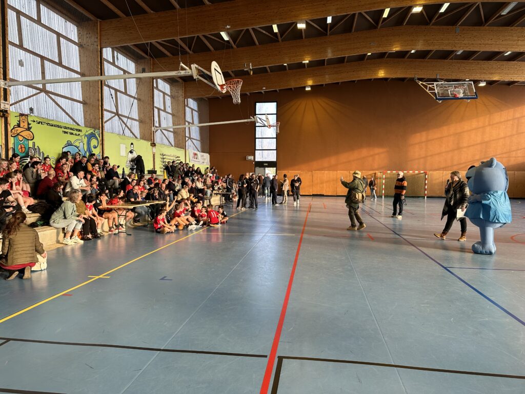 Nikola Karabatic en visite à l'Olympic Club Autunois