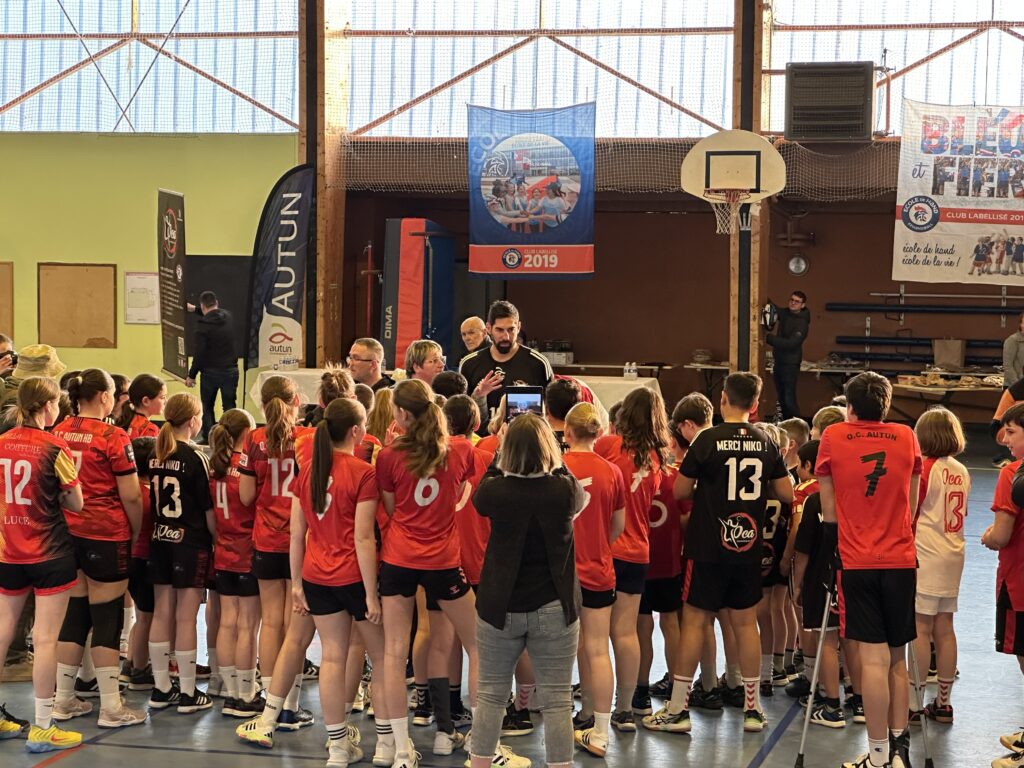 Nikola Karabatic en visite à l'Olympic Club Autunois