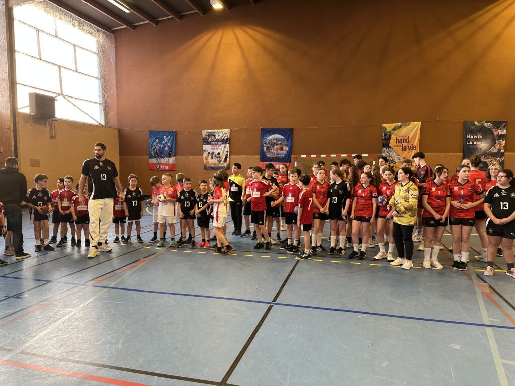 Nikola Karabatic en visite à l'Olympic Club Autunois