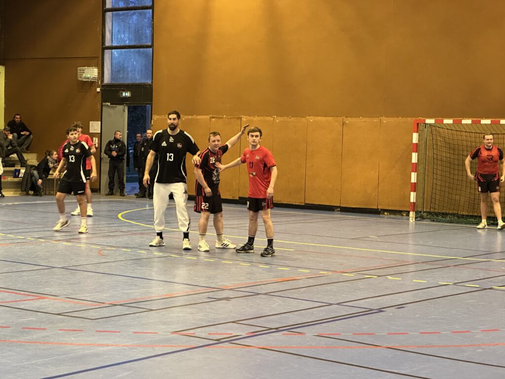 Nikola Karabatic en visite à l'Olympic Club Autunois