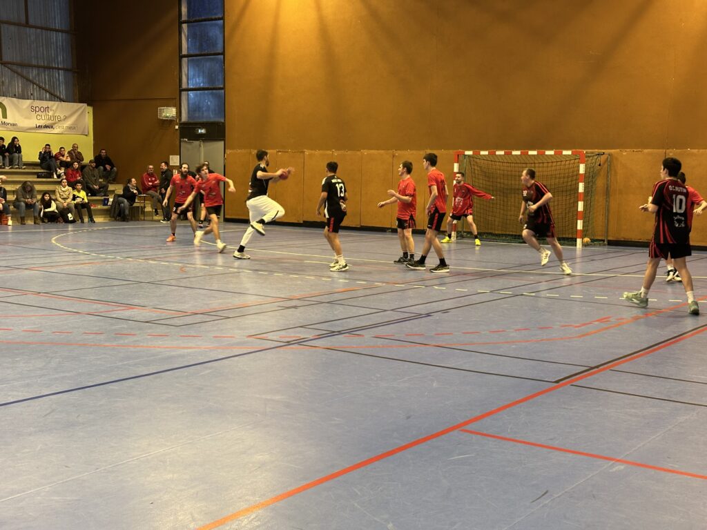 Nikola Karabatic en visite à l'Olympic Club Autunois