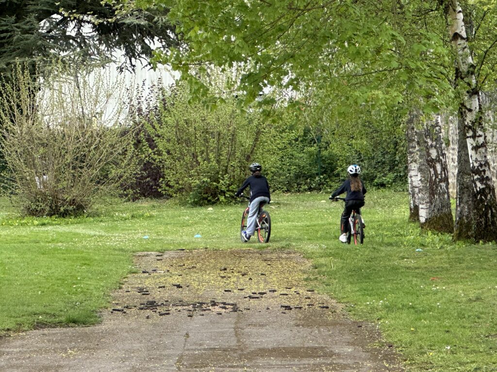 Près de 300 élèves d’Autun ont appris le « savoir rouler à vélo » cette année
