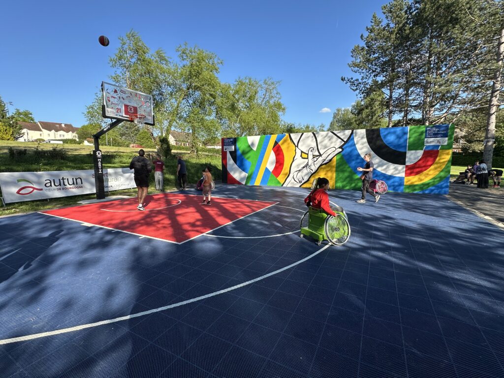 Basket 3x3, beach hand : de nouveaux terrains de sport à la base de loisirs