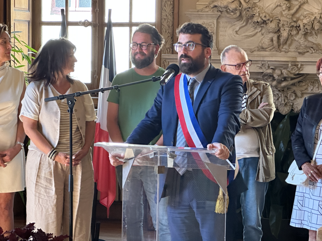 Une cérémonie officielle pour accueillir les primo votants dans la citoyenneté