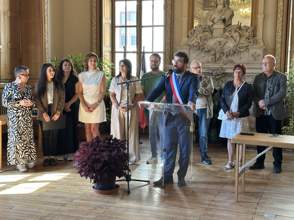 Une cérémonie officielle pour accueillir les primo votants dans la citoyenneté