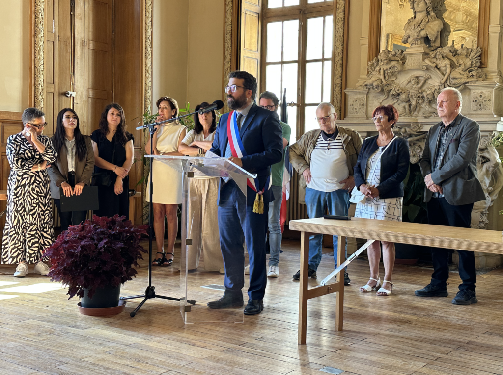 Une cérémonie officielle pour accueillir les primo votants dans la citoyenneté