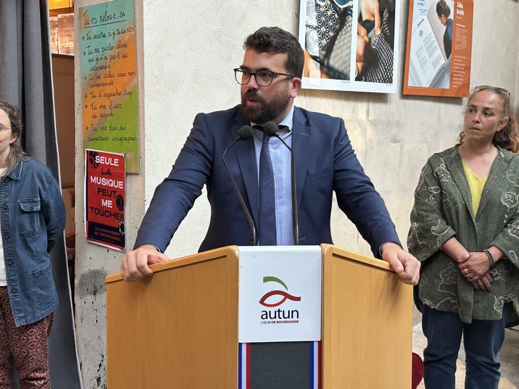 « Petits points, grandes histoires », l’expo de La Bricole est ouverte !