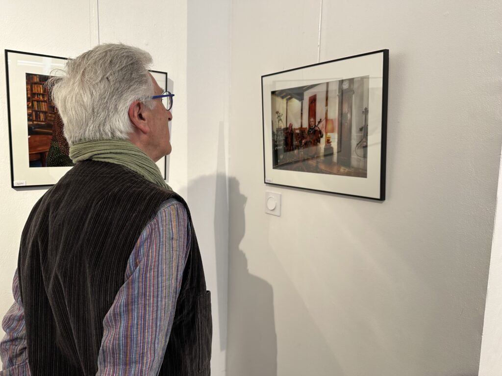 Expo « Indiscrétion » : un photographe humaniste dans le passage Balthus