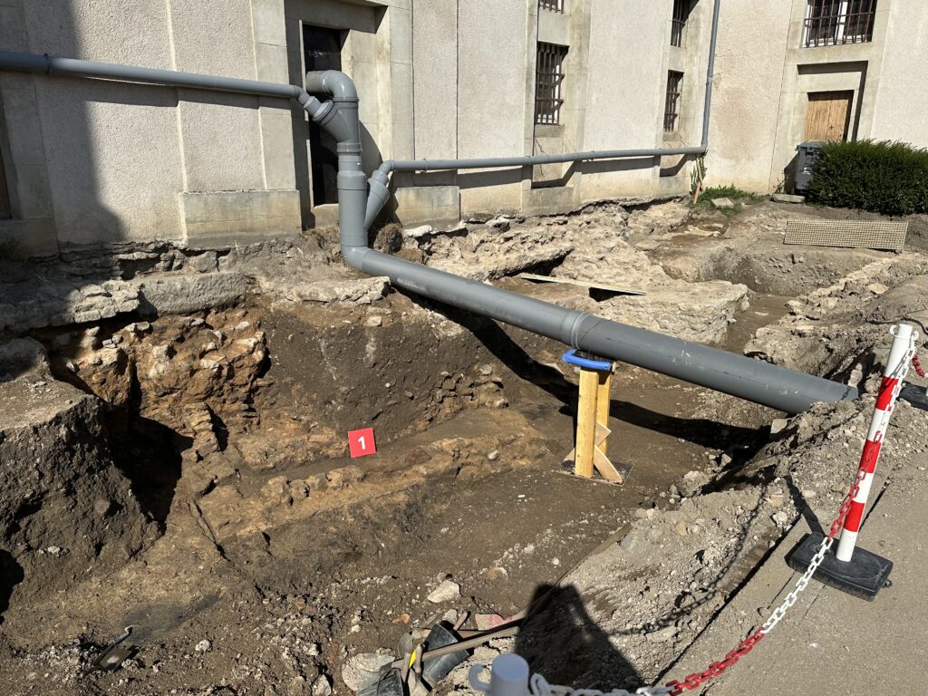 Plongée archéologique au cœur du futur musée Panoptique