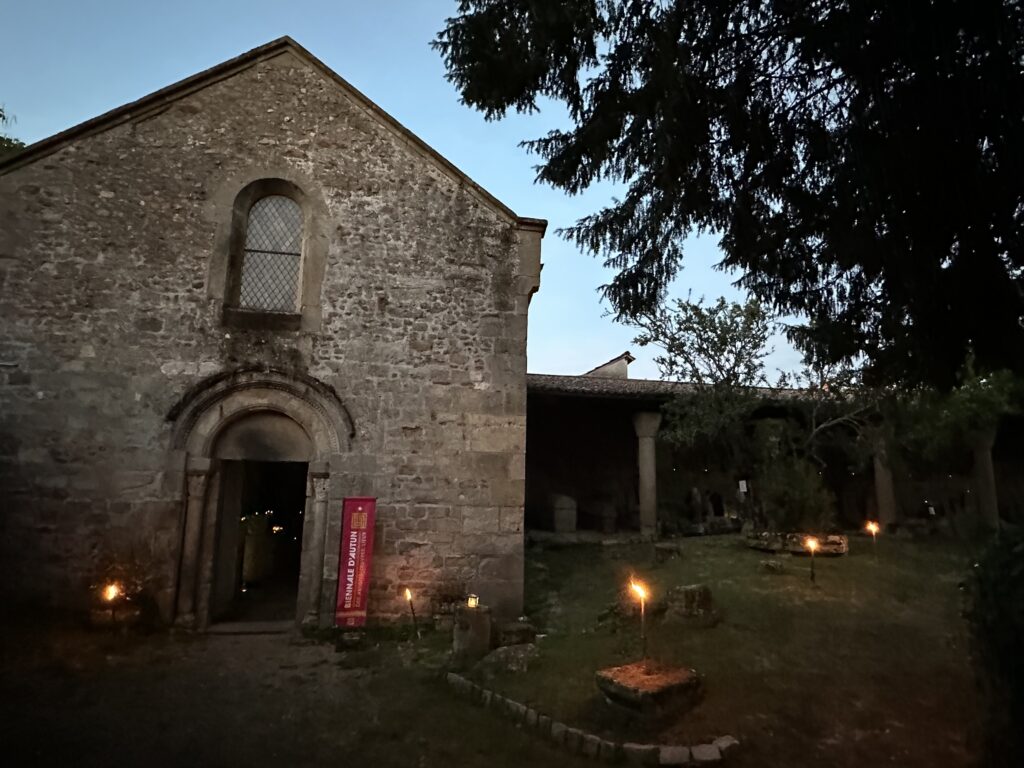 Nocturnes estivales au musée lapidaire d’Autun : une autre manière de découvrir le patrimoine