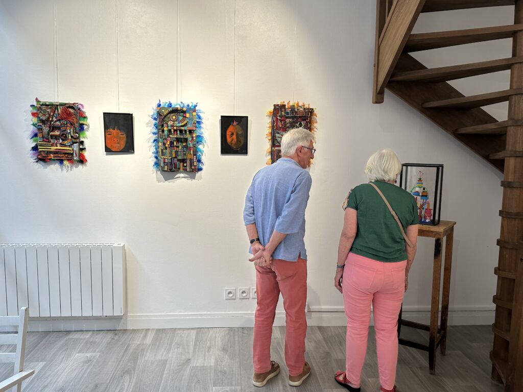 "Couleur plume" : Jean-Pierre Courtilliad s’expose à la galerie du Passage Balthus à Autun