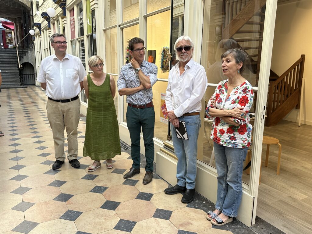 "Couleur plume" : Jean-Pierre Courtilliad s’expose à la galerie du Passage Balthus à Autun