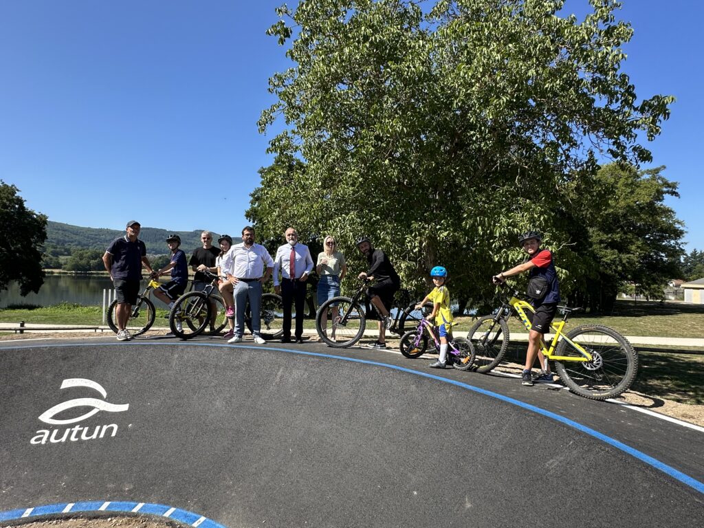 La nouvelle piste de pumptrack est ouverte au public