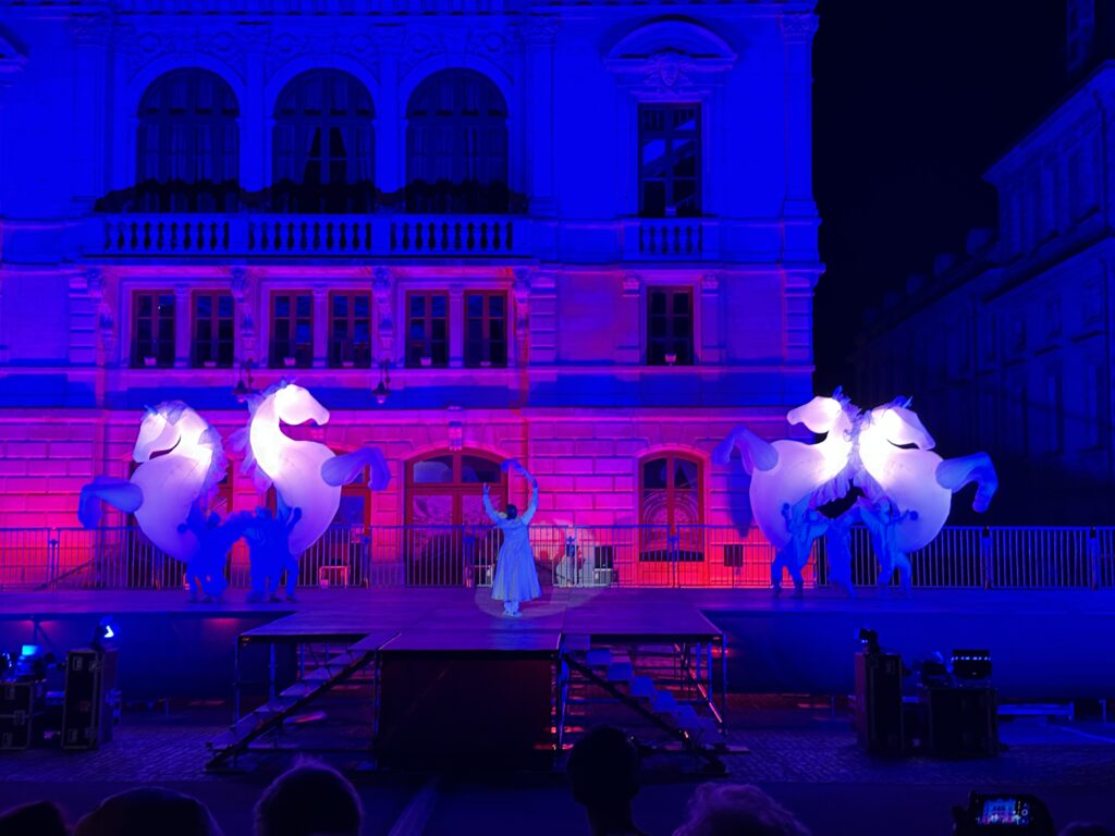 La Parade fantastique du 14 août a illuminé Autun