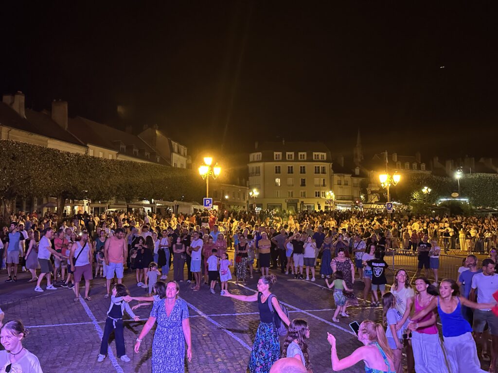 La Parade fantastique du 14 août a illuminé Autun
