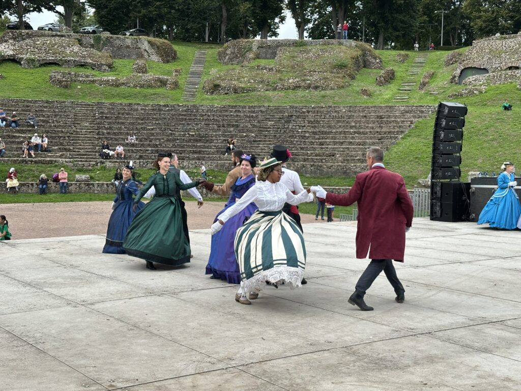 Retour sur les Journées Historiques : 2000 ans d’histoire revisités au théâtre romain