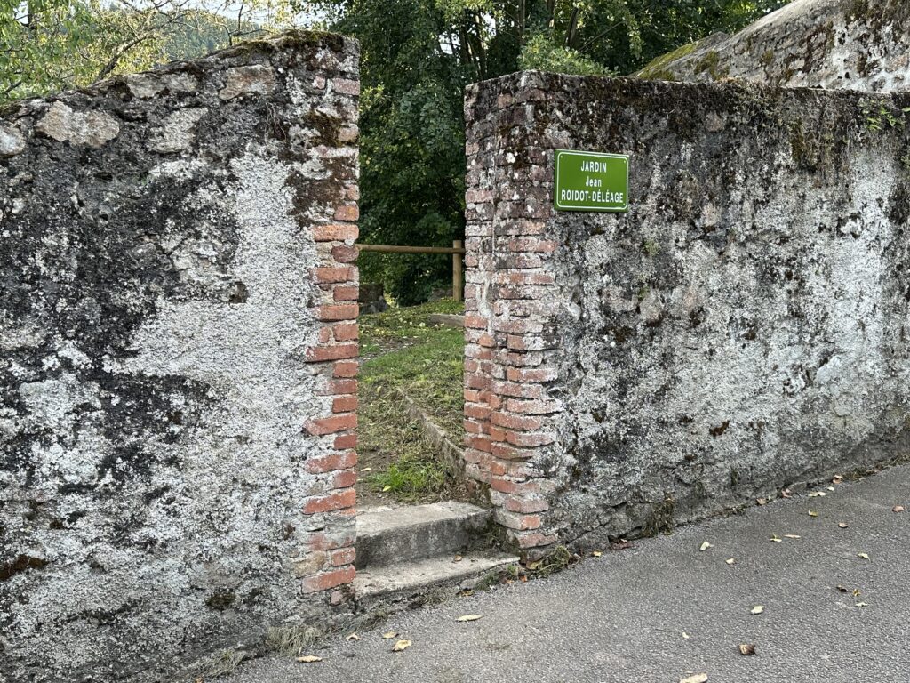 Jardin Jean Roidot-Déléage : un écrin de nature à Autun