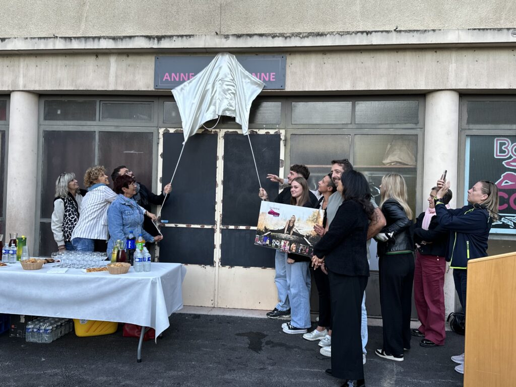 Salle Anne Dessertenne : un moment de mémoire et d’émotion