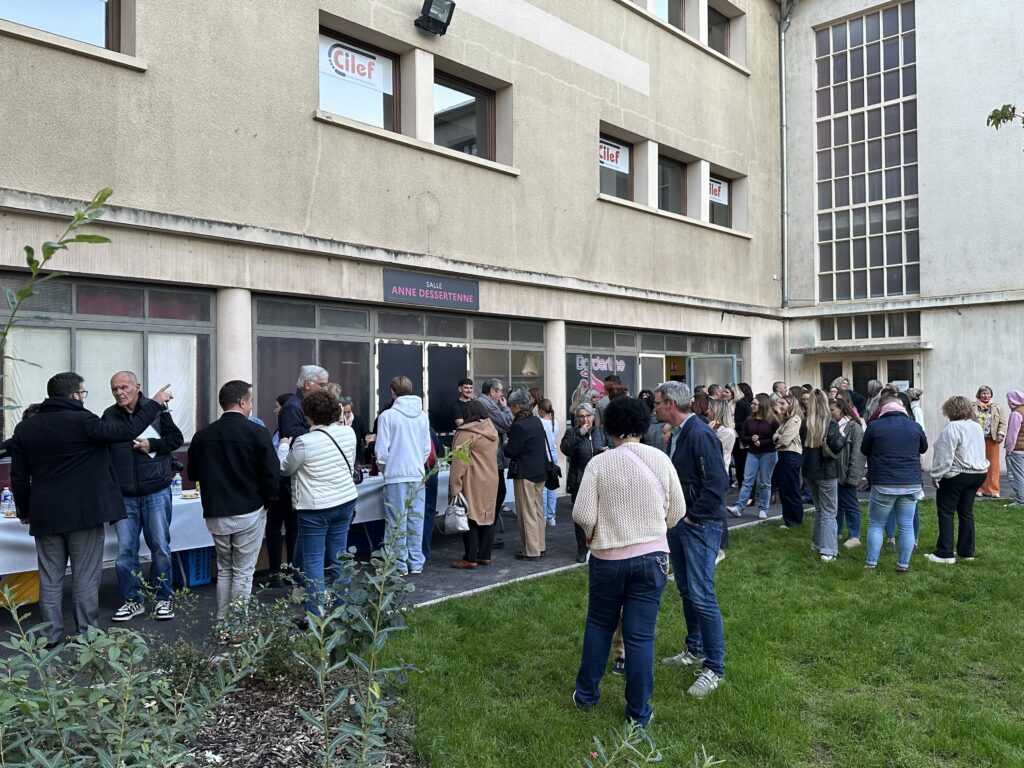 Salle Anne Dessertenne : un moment de mémoire et d’émotion