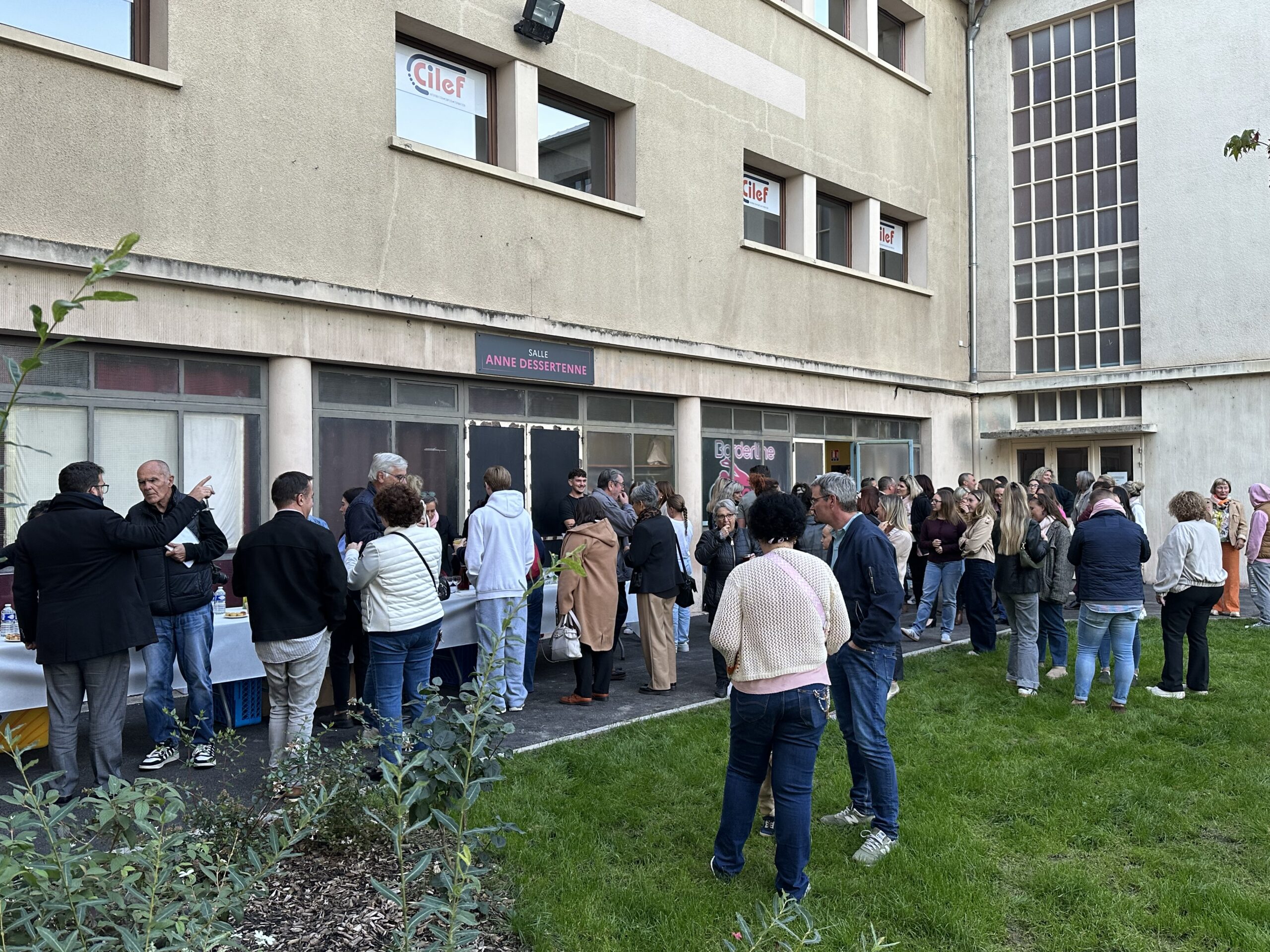 Salle Anne Dessertenne : un moment de mémoire et d’émotion