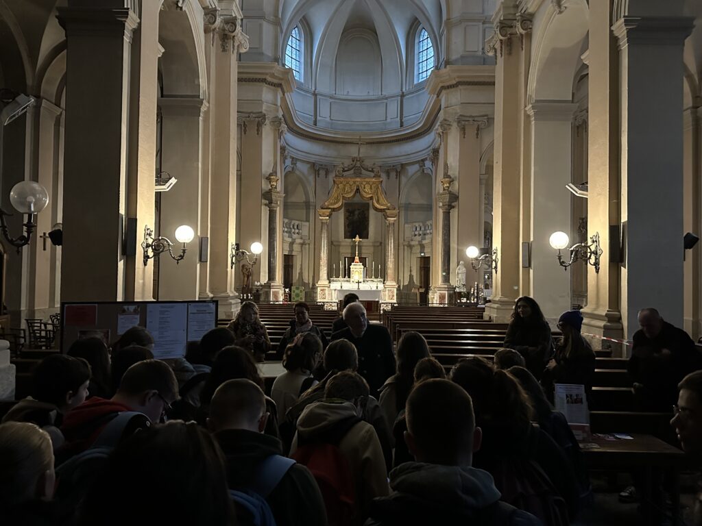 Les lycéens plongent dans l’histoire de l’église Notre-Dame
