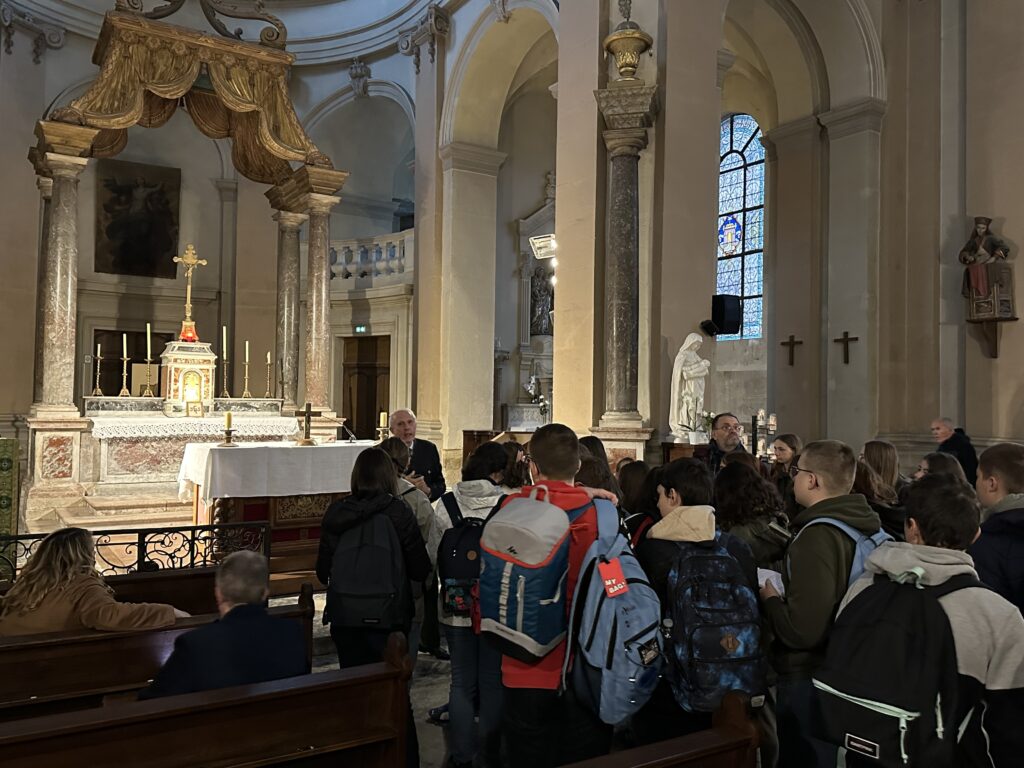Les lycéens plongent dans l’histoire de l’église Notre-Dame