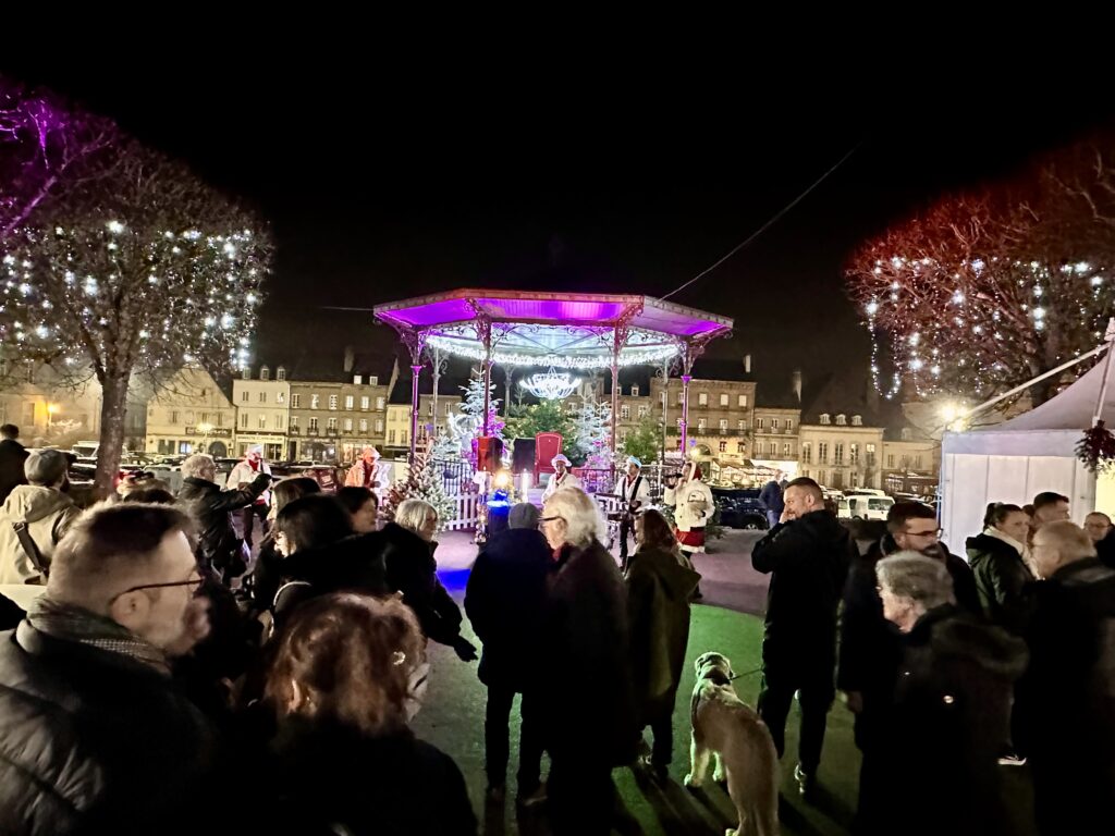 Un Marché de Noël chaleureux au cœur d’Autun