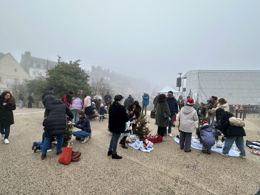 Un Marché de Noël chaleureux au cœur d’Autun