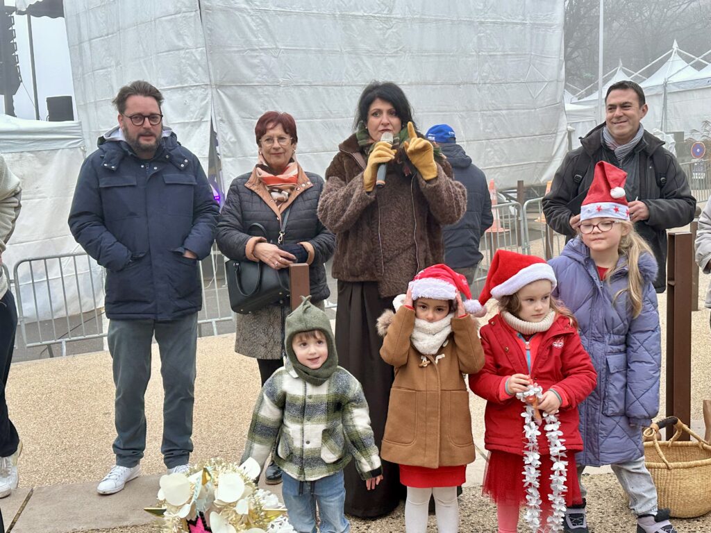 Un Marché de Noël chaleureux au cœur d’Autun
