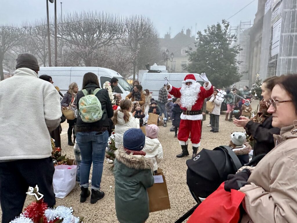 Un Marché de Noël chaleureux au cœur d’Autun