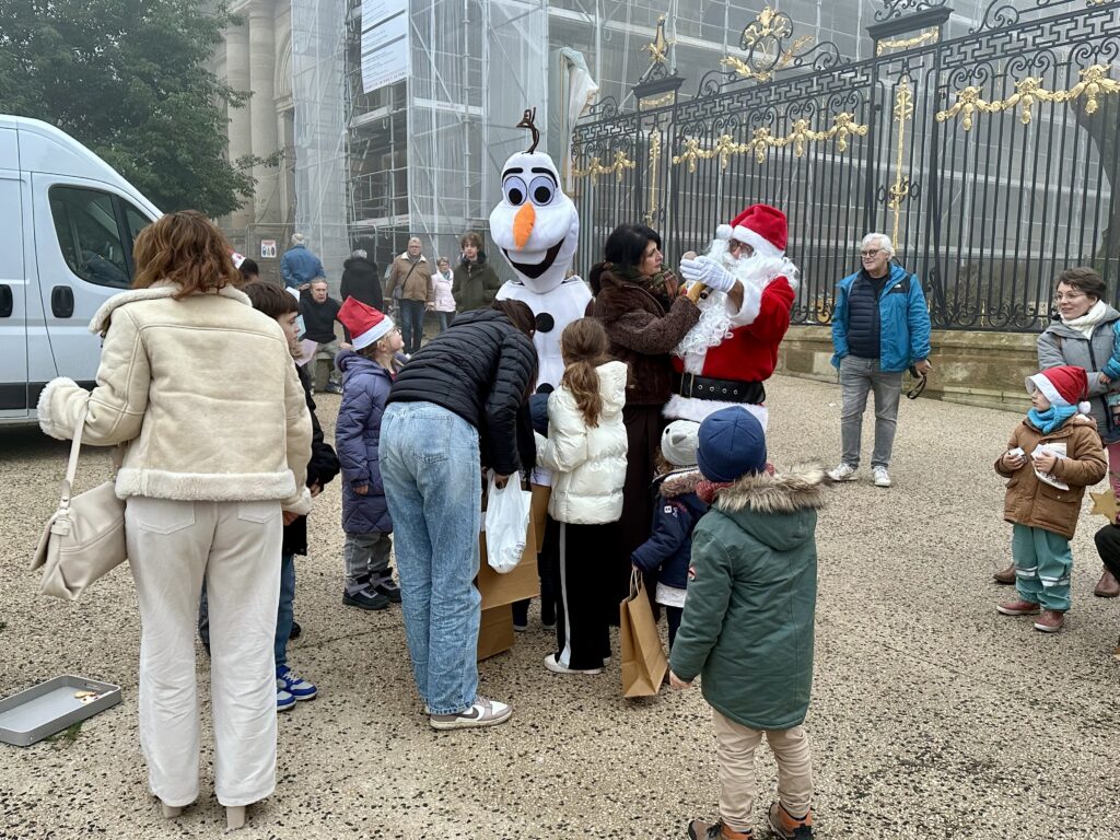 Un Marché de Noël chaleureux au cœur d’Autun