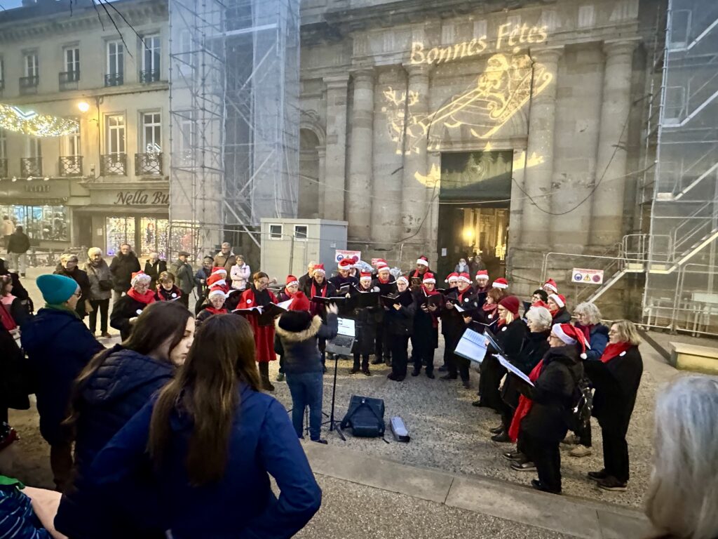 Un Marché de Noël chaleureux au cœur d’Autun