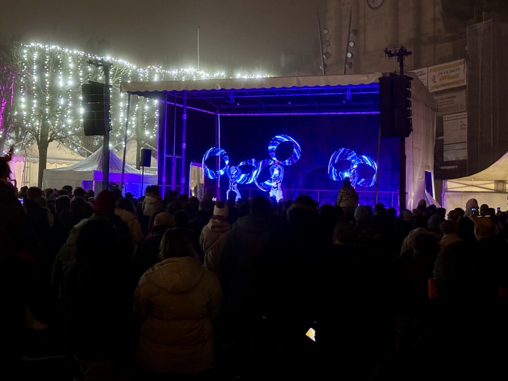 Un Marché de Noël chaleureux au cœur d’Autun
