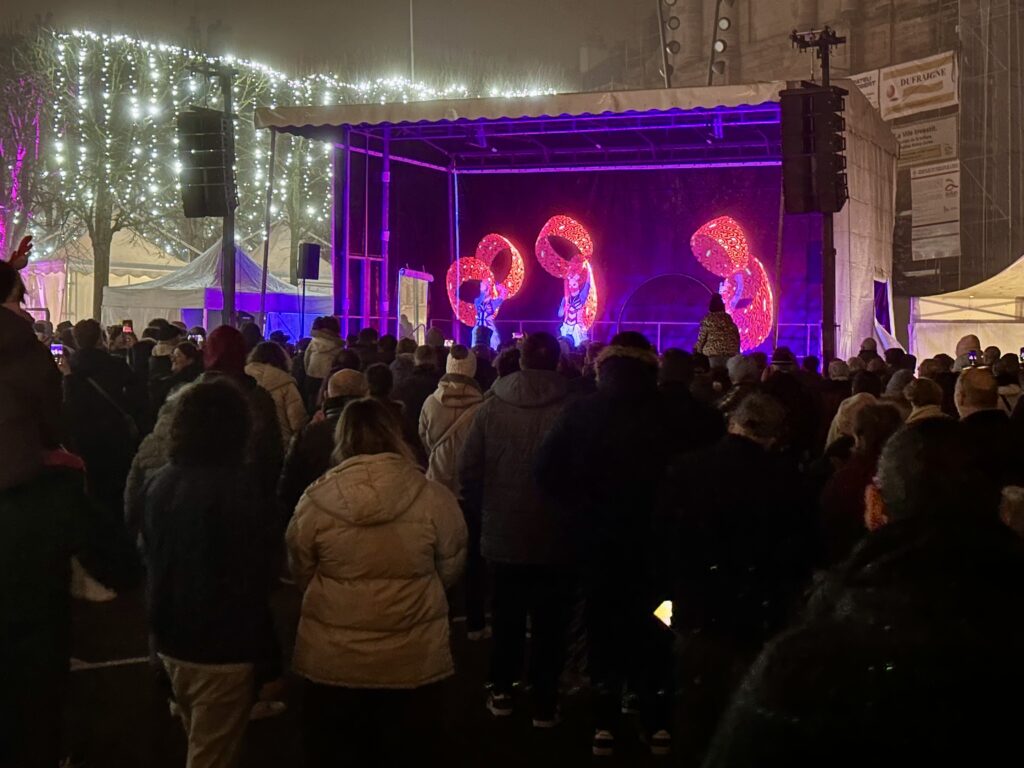 Un Marché de Noël chaleureux au cœur d’Autun