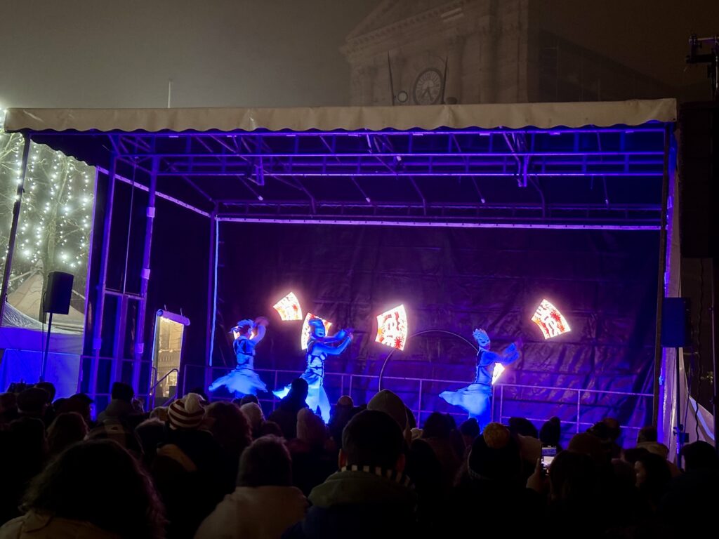 Un Marché de Noël chaleureux au cœur d’Autun