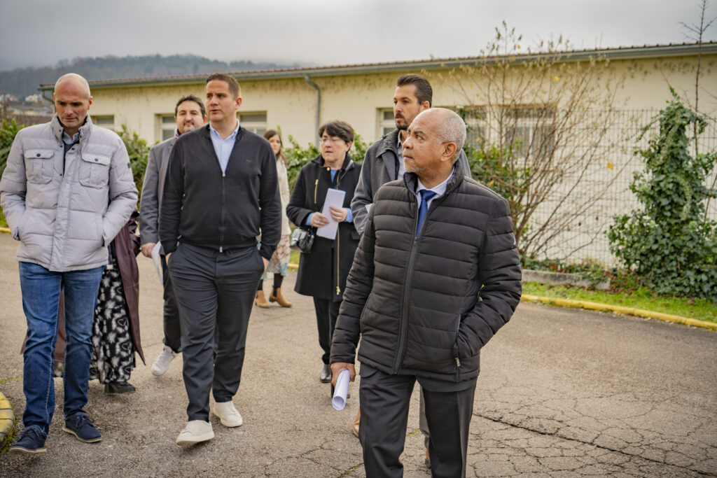 Visite du préfet à Autun