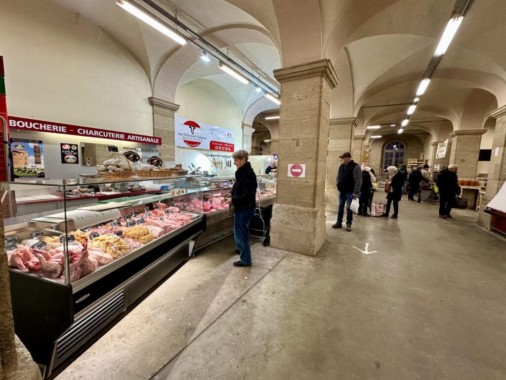 Le marché de producteurs d’Autun se développe