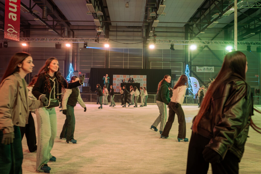 La patinoire d’Autun a fait le plein dès son ouverture à l’Éduen