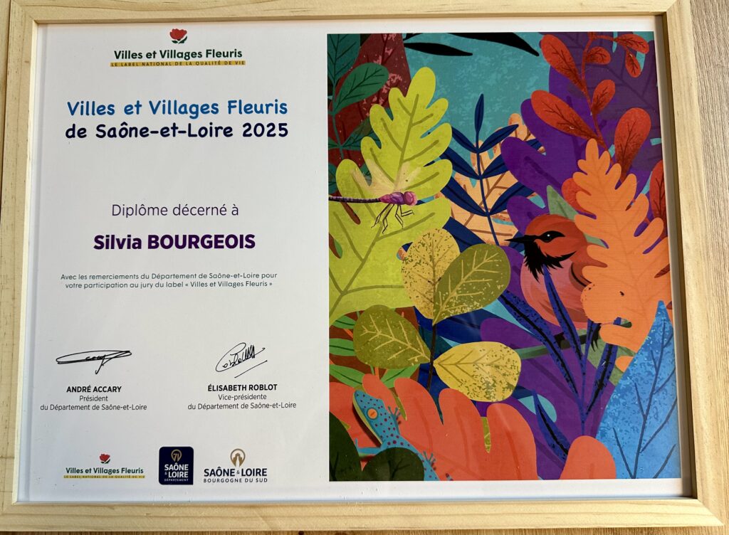 Diplôme Villes et Villages Fleuris décerné à Sylvia Bourgeois