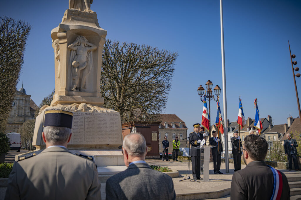 Une cérémonie en mémoire des victimes de la guerre d'Algérie