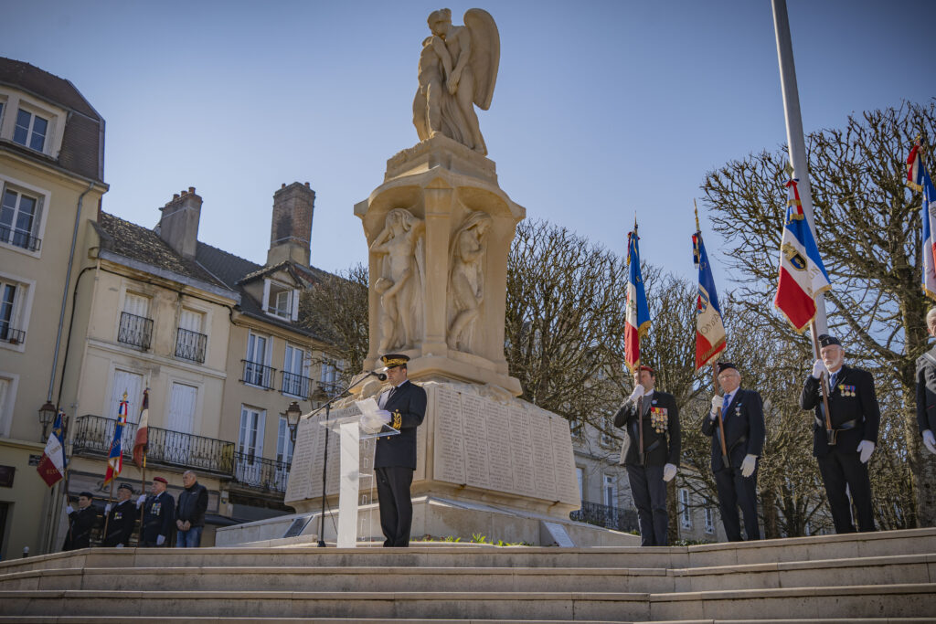 Une cérémonie en mémoire des victimes de la guerre d'Algérie