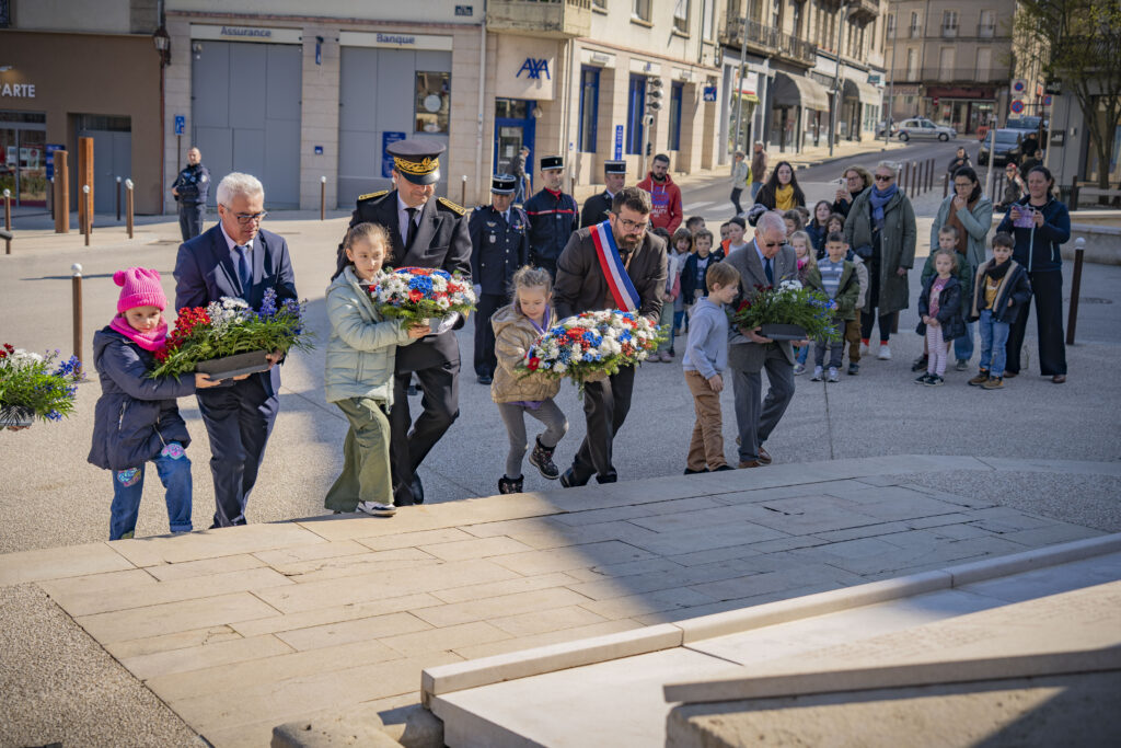 Une cérémonie en mémoire des victimes de la guerre d'Algérie