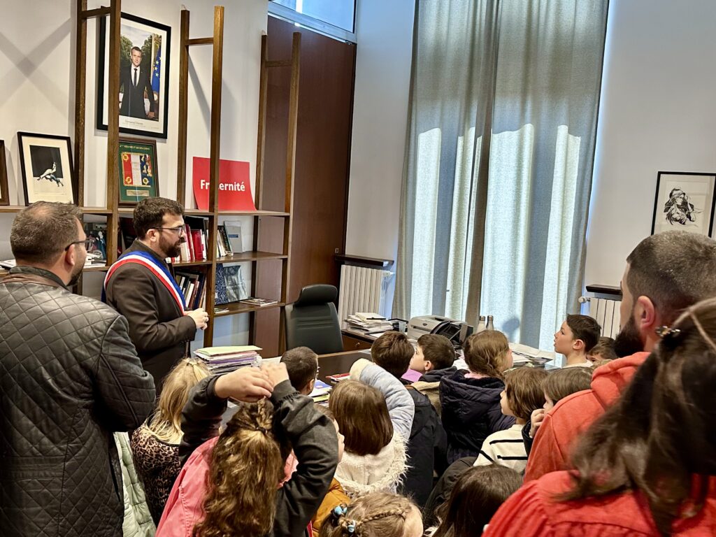 Visite de la mairie pour les élèves du Saint-Sacrement