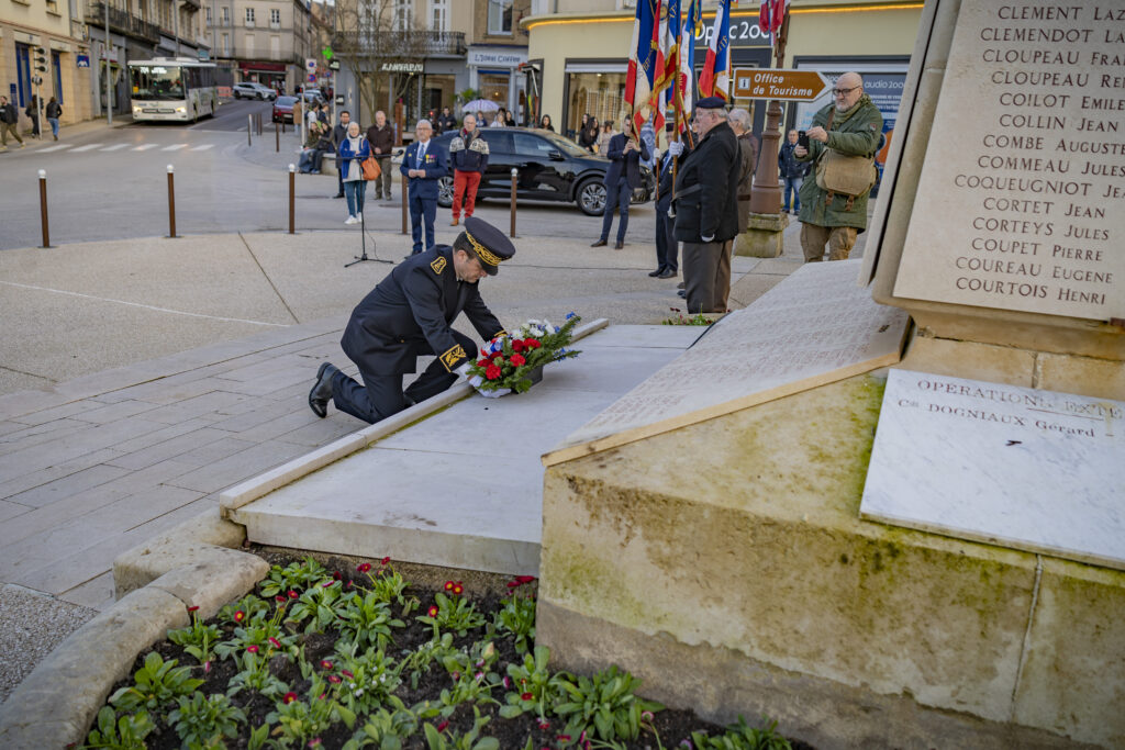 Amaury de Barbeyrac officiellement investi sous-préfet d'Autun