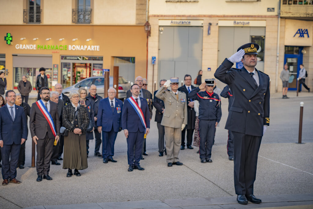 Amaury de Barbeyrac officiellement investi sous-préfet d'Autun