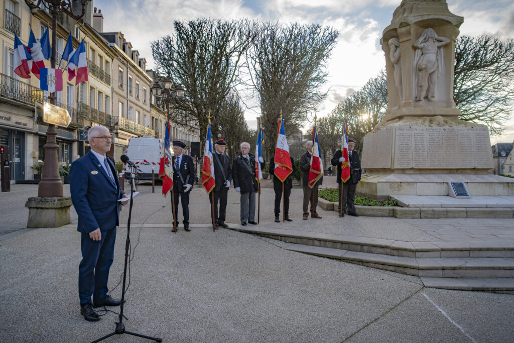 Amaury de Barbeyrac officiellement investi sous-préfet d'Autun