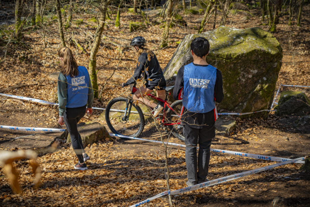 180 élèves au championnat départemental UNSS VTT